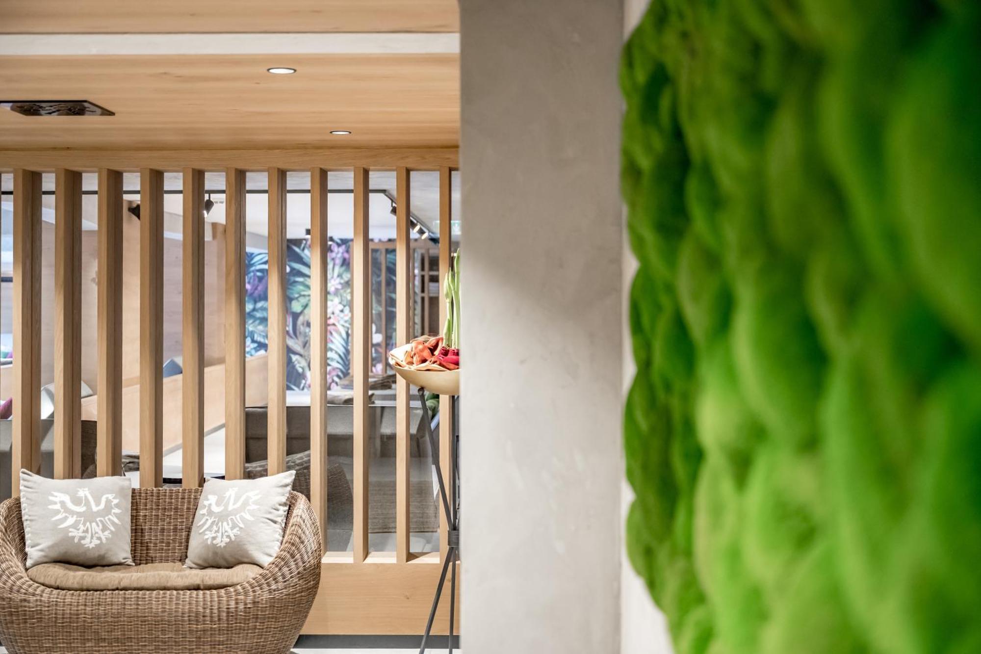Tilia Living - B&B Mit Dem Komfort Eines Kleinen, Feinen Hotels Ried im Oberinntal Exterior foto