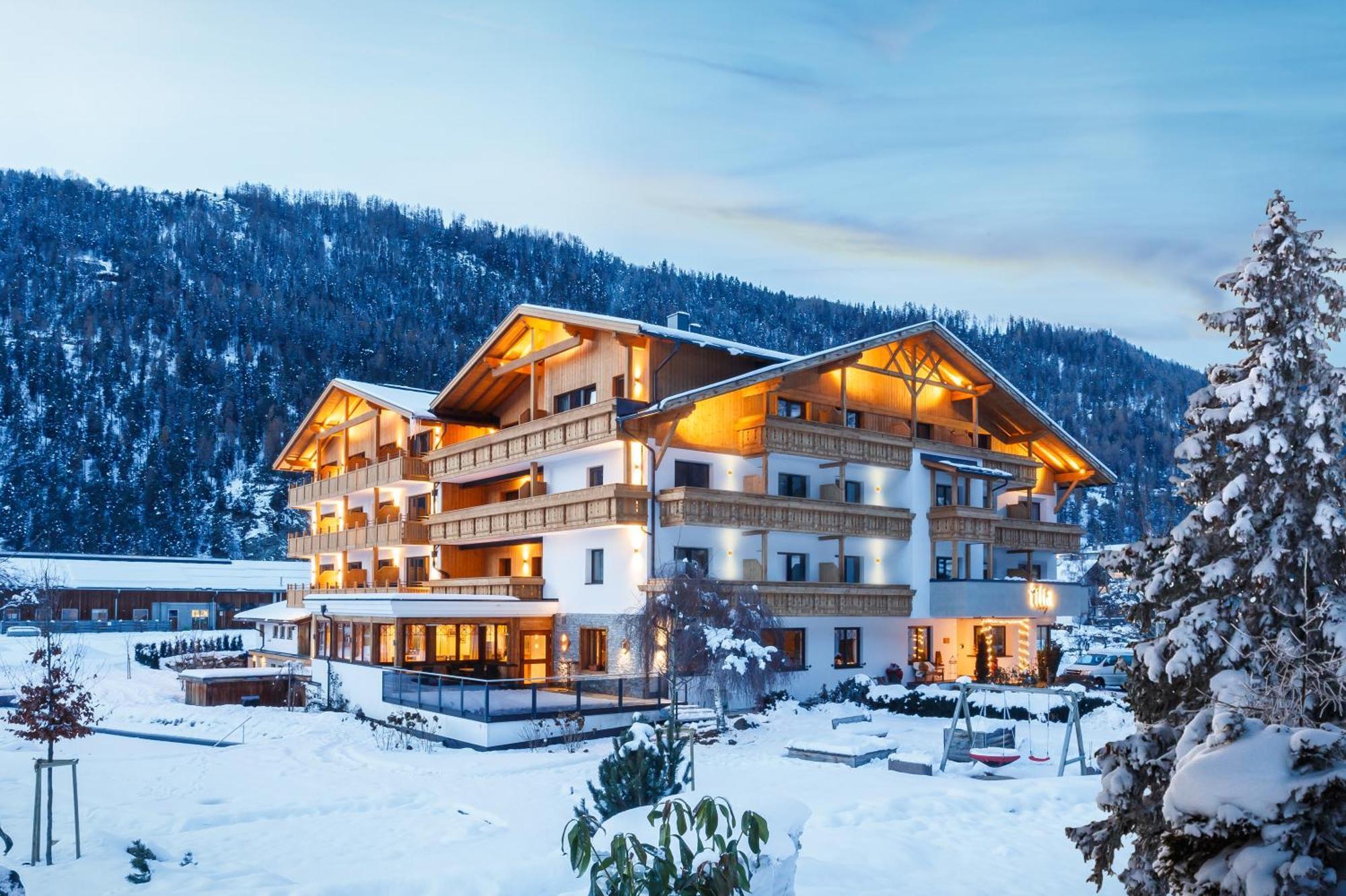 Tilia Living - B&B Mit Dem Komfort Eines Kleinen, Feinen Hotels Ried im Oberinntal Exterior foto